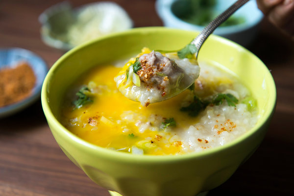 Thai Rice Soup With Pork-Cilantro Meatballs